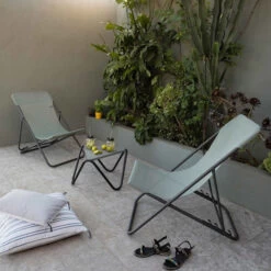 Chaise Longue LAFUMA Maxi Transat - Moss -Équipement Outdoor Lafuma lfm2502 8557 chaise longue lafuma maxi transat moss ambiance
